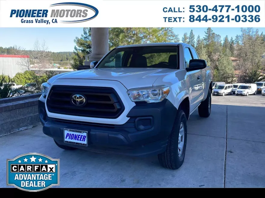 2022 Toyota Tacoma SR5 Access Cab photo 1