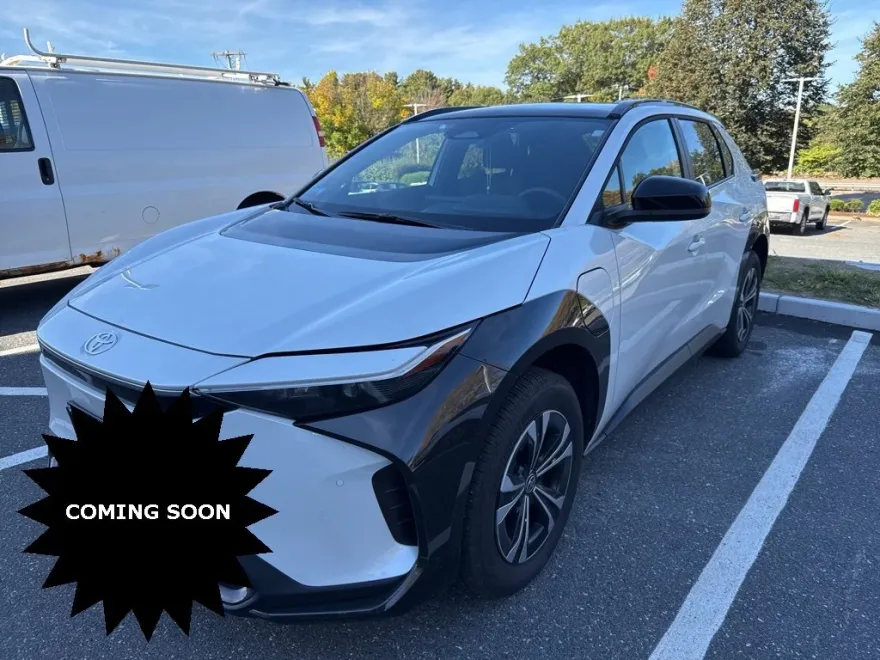 2024 Toyota bZ4X XLE photo 1