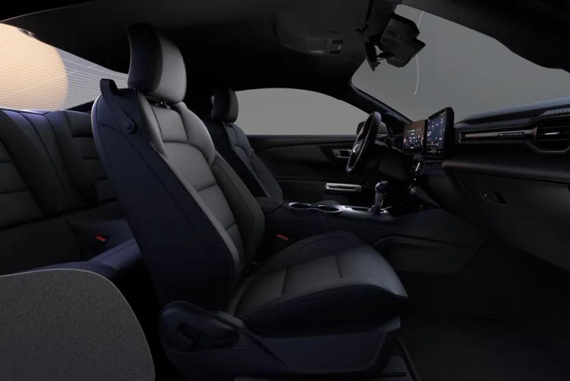2025 Ford Mustang EcoBoost photo 14