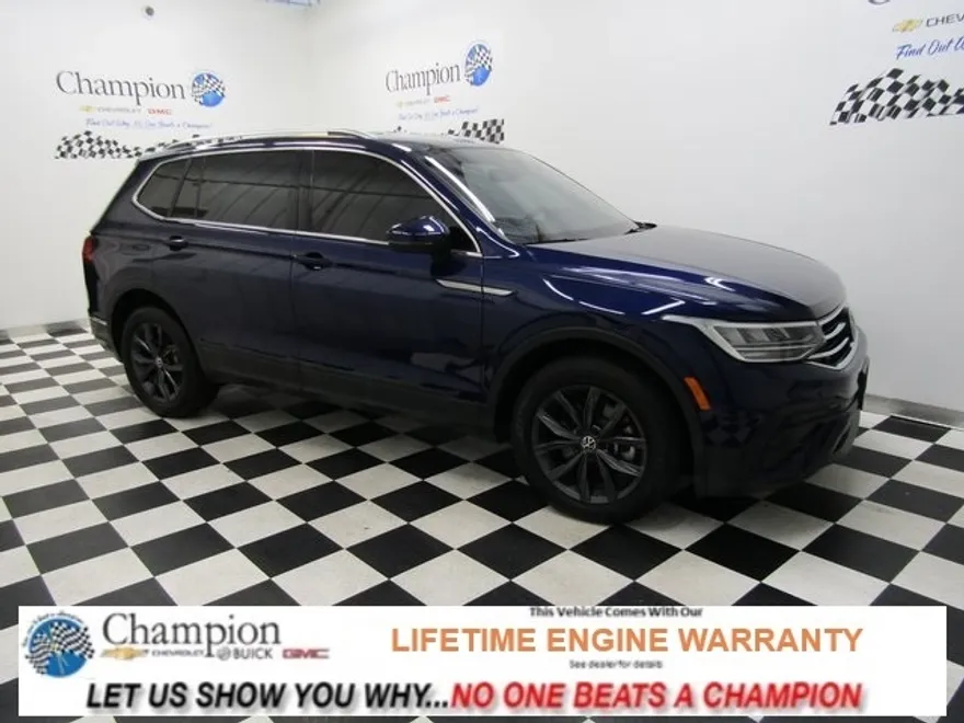 2022 Volkswagen Tiguan SE photo 1