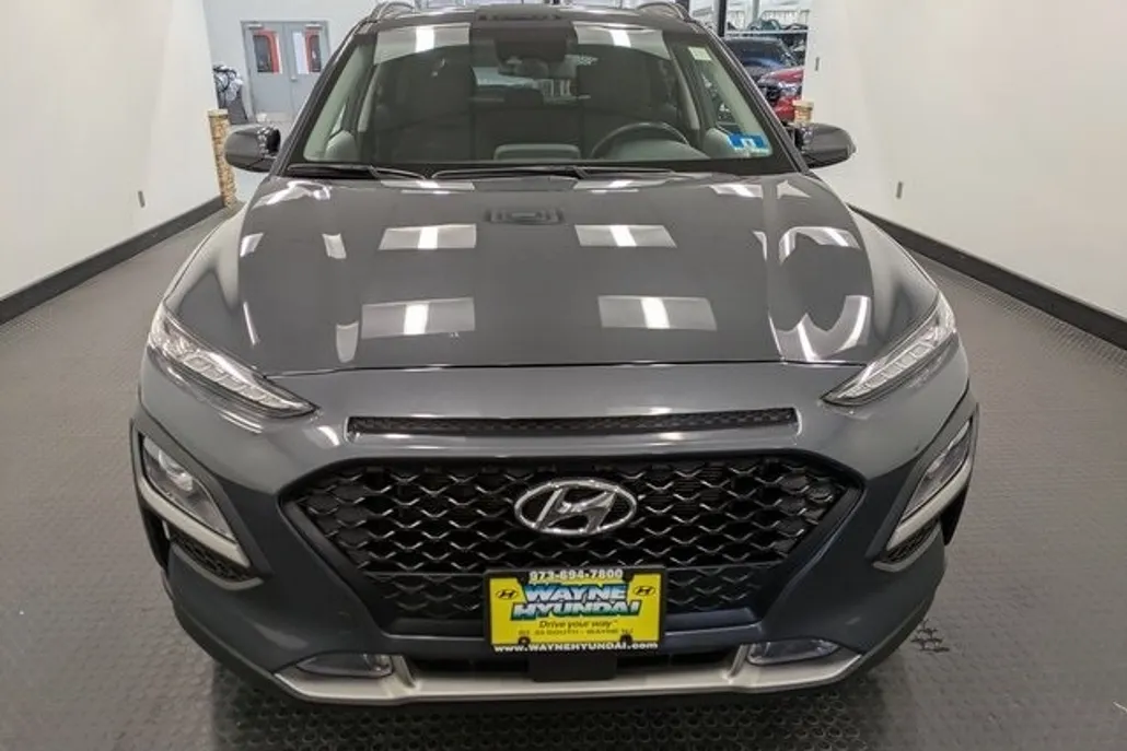 2018 Hyundai Kona SEL photo 1