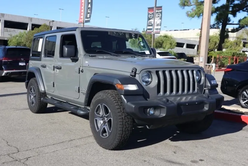 2018 Jeep Wrangler Unlimited Sport S photo 1