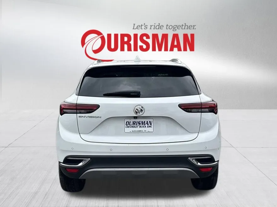 2022 Buick Envision Essence photo 1