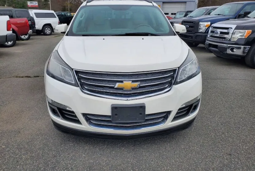 2013 Chevrolet Traverse LTZ photo 1