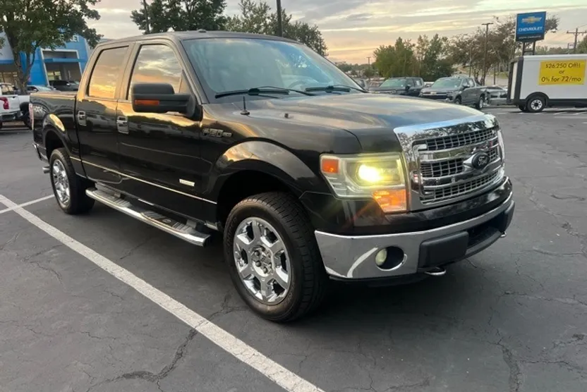 2014 Ford F-150 XLT photo 1