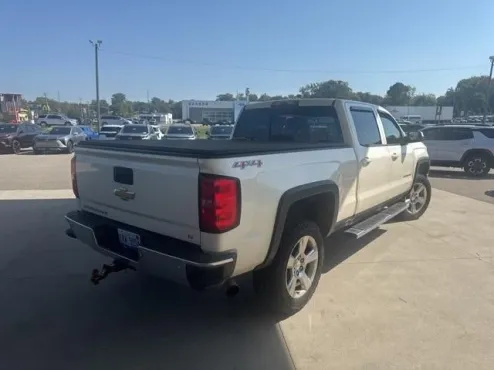 2014 Chevrolet Silverado 1500 LT photo 4