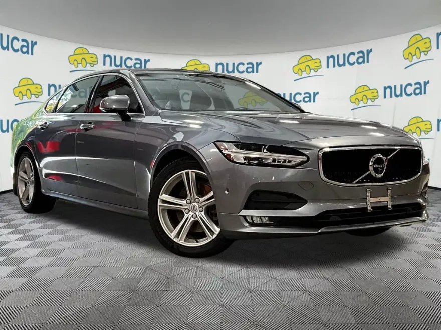 2018 Volvo S90 T5 Momentum photo 1