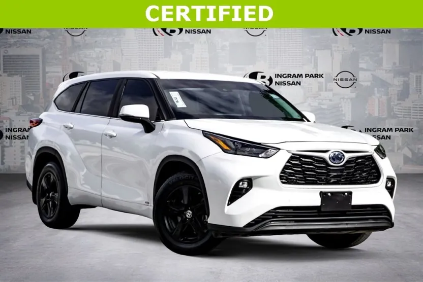 2023 Toyota Highlander Hybrid LE photo 1