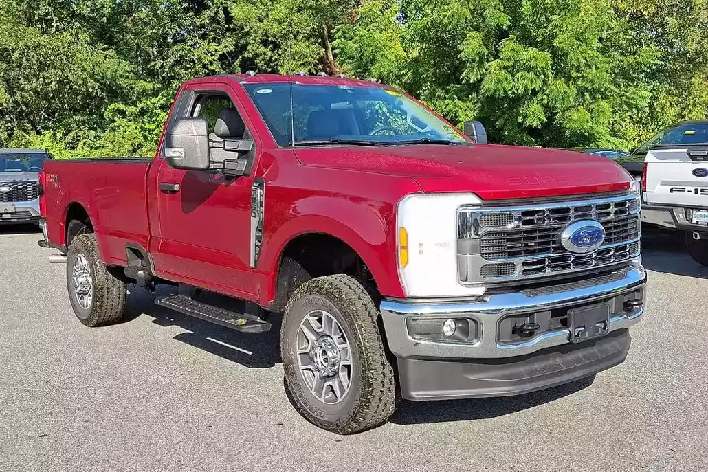 2025 Ford F-350 photo 1