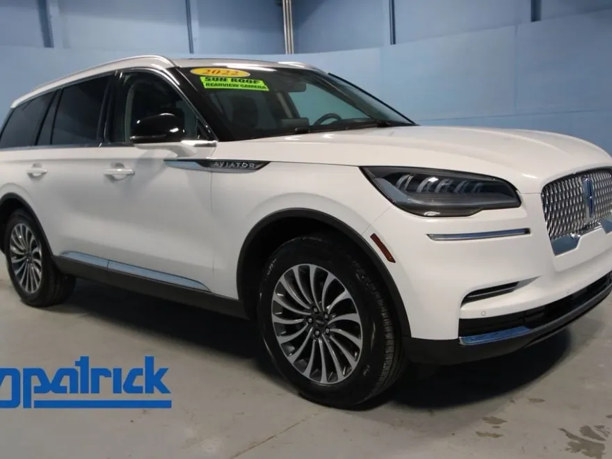 2022 Lincoln Aviator Standard photo 1