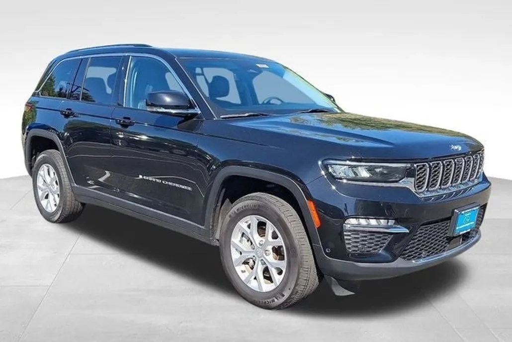 2023 Jeep Grand Cherokee Limited photo 1
