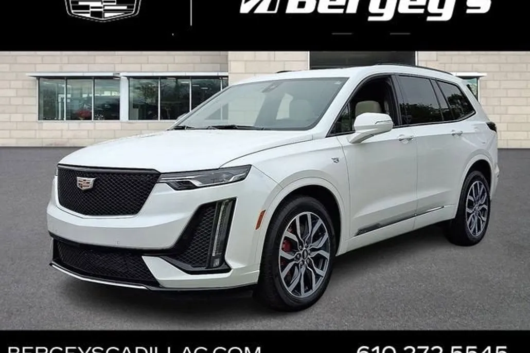 2023 Cadillac XT6 Sport photo 1