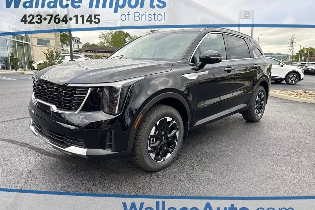 2025 Kia Sorento S photo 1