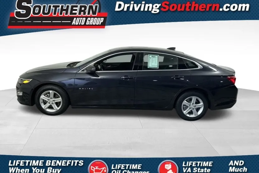 2023 Chevrolet Malibu 1LT photo 1