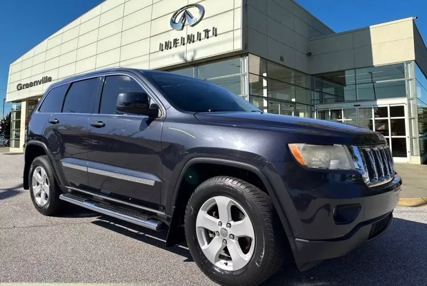 2012 Jeep Grand Cherokee Laredo photo 1