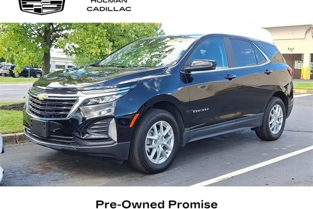 2023 Chevrolet Equinox LT photo 1