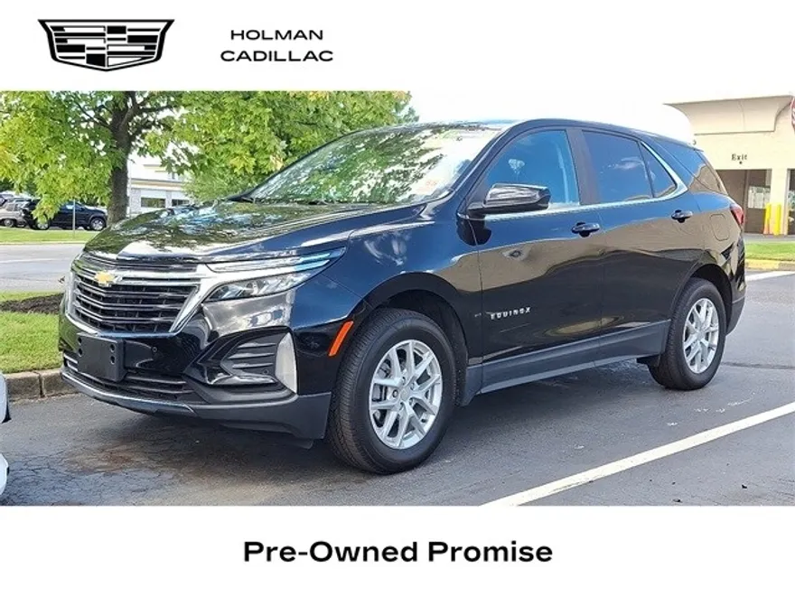 2023 Chevrolet Equinox LT photo 1