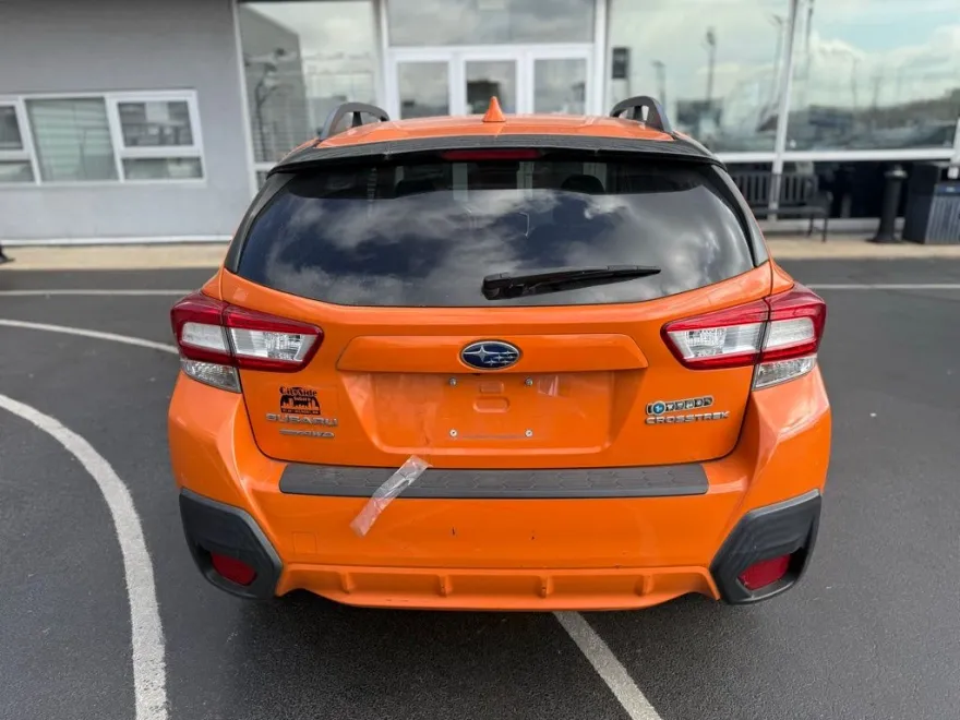 2018 Subaru Crosstrek 2.0i Premium photo 1