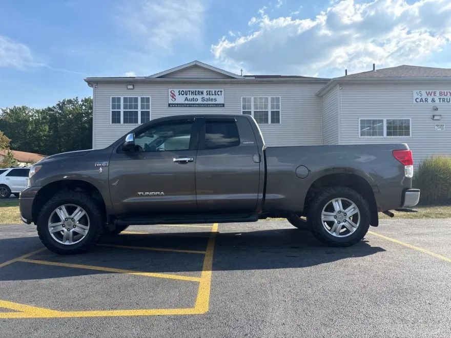 2010 Toyota Tundra Double Cab Limited photo 1