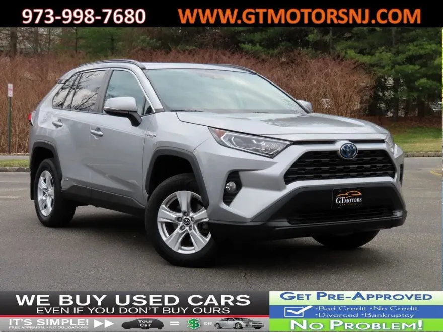 2019 Toyota RAV4 Hybrid XLE photo 1