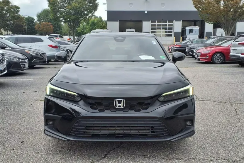2022 Honda Civic Hatchback Sport Touring photo 1