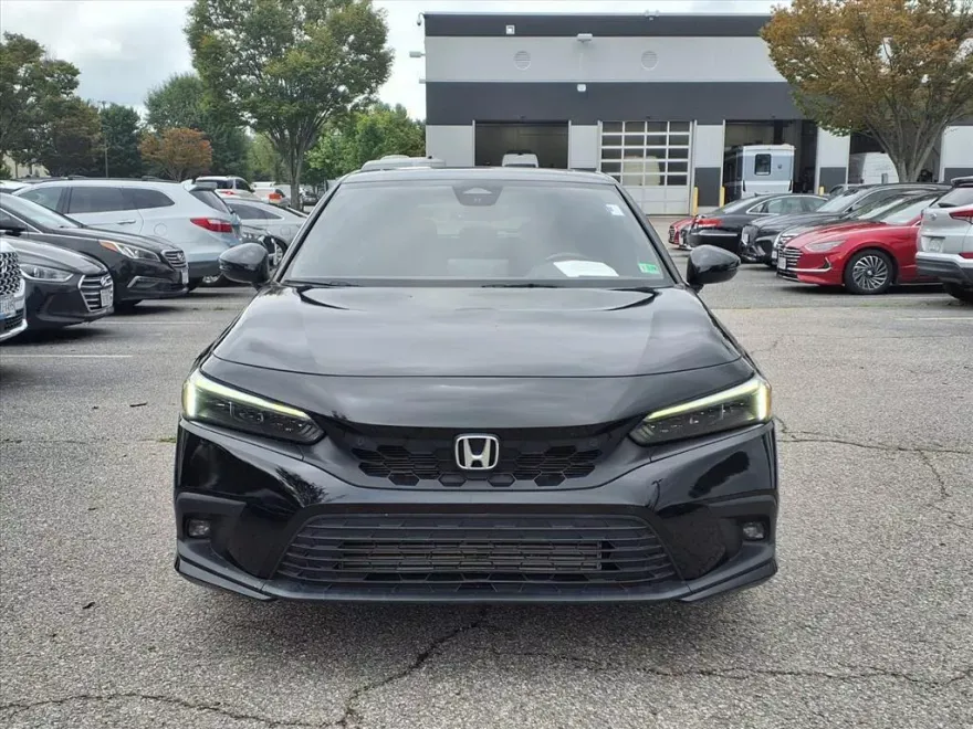 2022 Honda Civic Hatchback Sport Touring photo 1