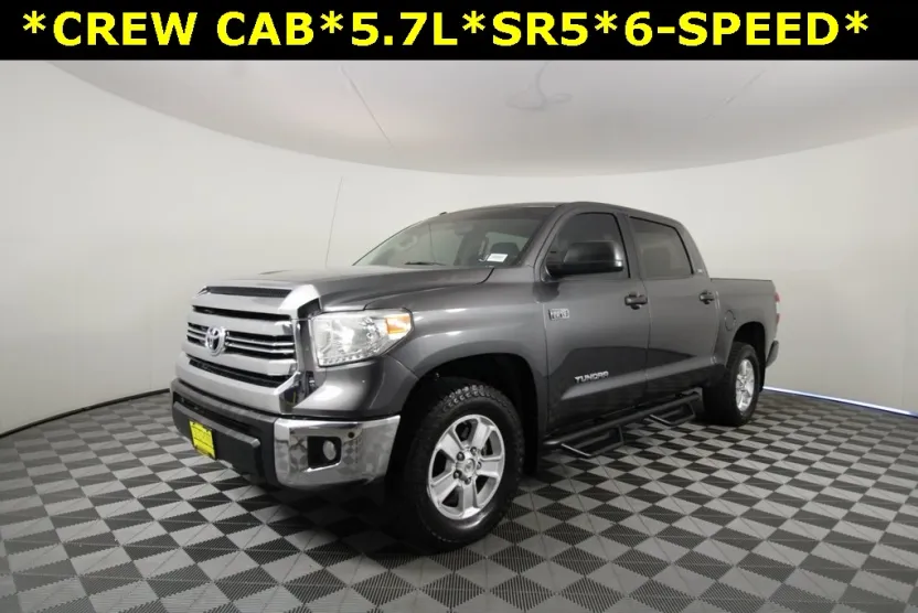 2016 Toyota Tundra SR5 photo 1
