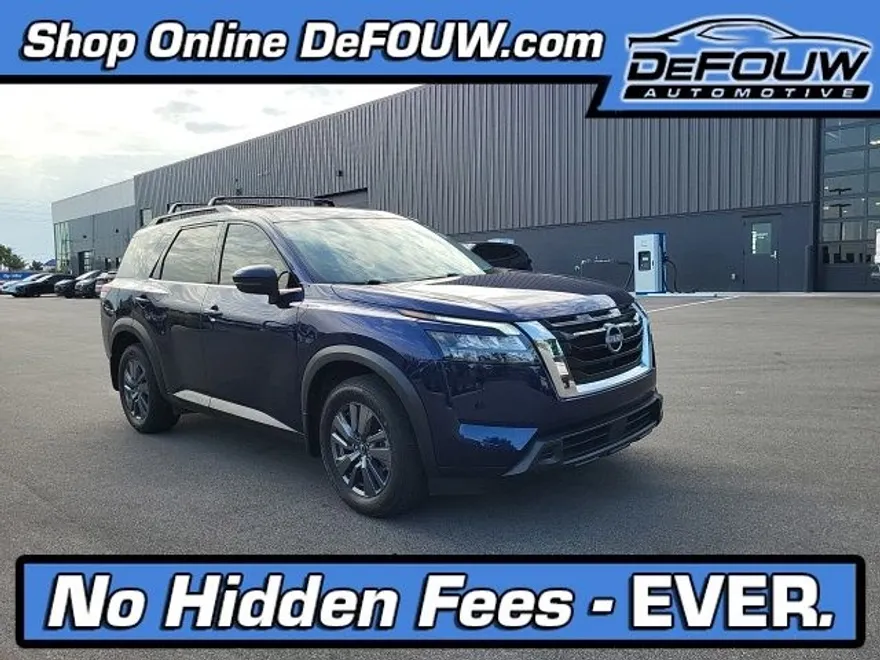 2024 Nissan Pathfinder SV photo 1