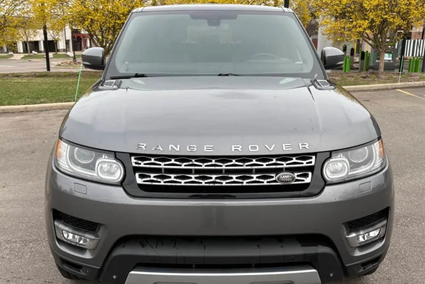 2014 Land Rover Range Rover Sport HSE photo 1
