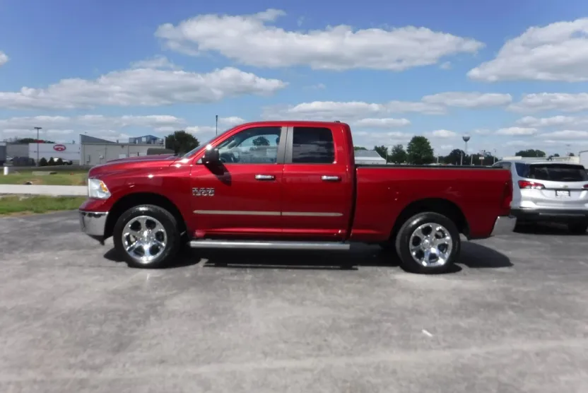 2013 Ram 1500 SLT photo 1