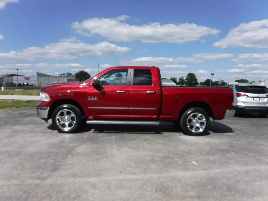 2013 Ram 1500 SLT photo 1