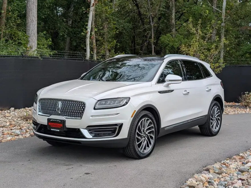 2019 Lincoln Nautilus Reserve photo 1