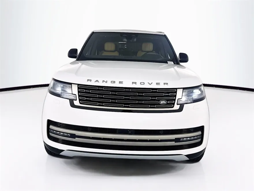 2025 Land Rover Range Rover SE photo 1