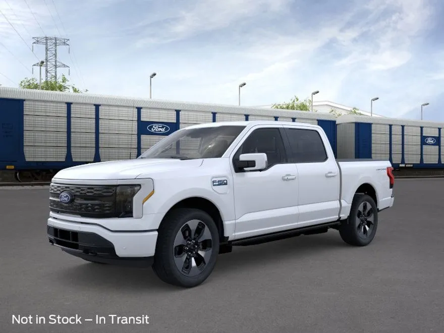 2025 Ford F-150 Lightning Platinum photo 1