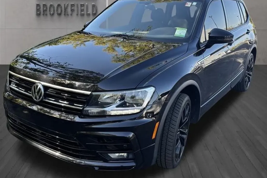 2021 Volkswagen Tiguan SE R-Line Black photo 1