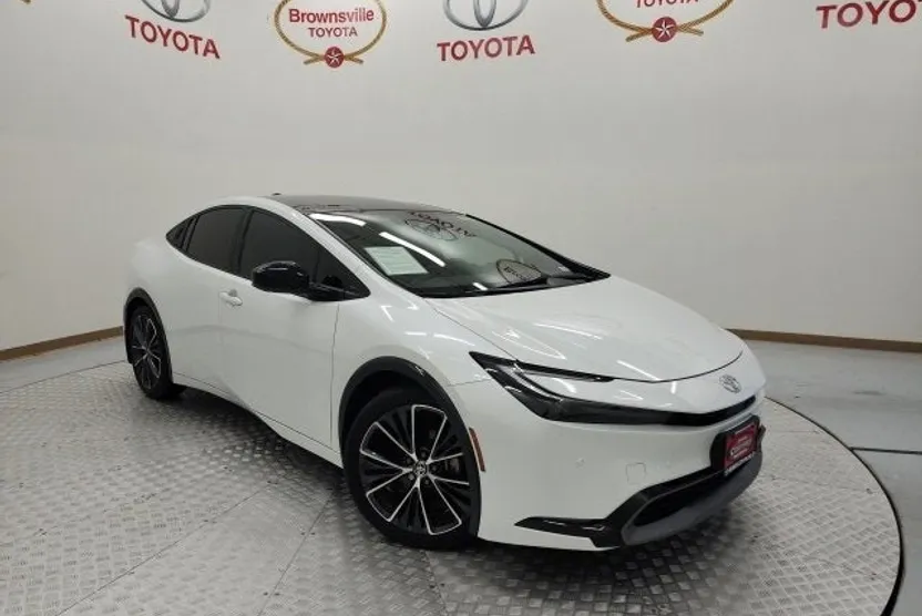 2023 Toyota Prius Limited photo 1