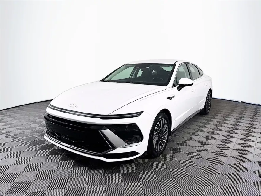 2024 Hyundai Sonata Hybrid SEL photo 1