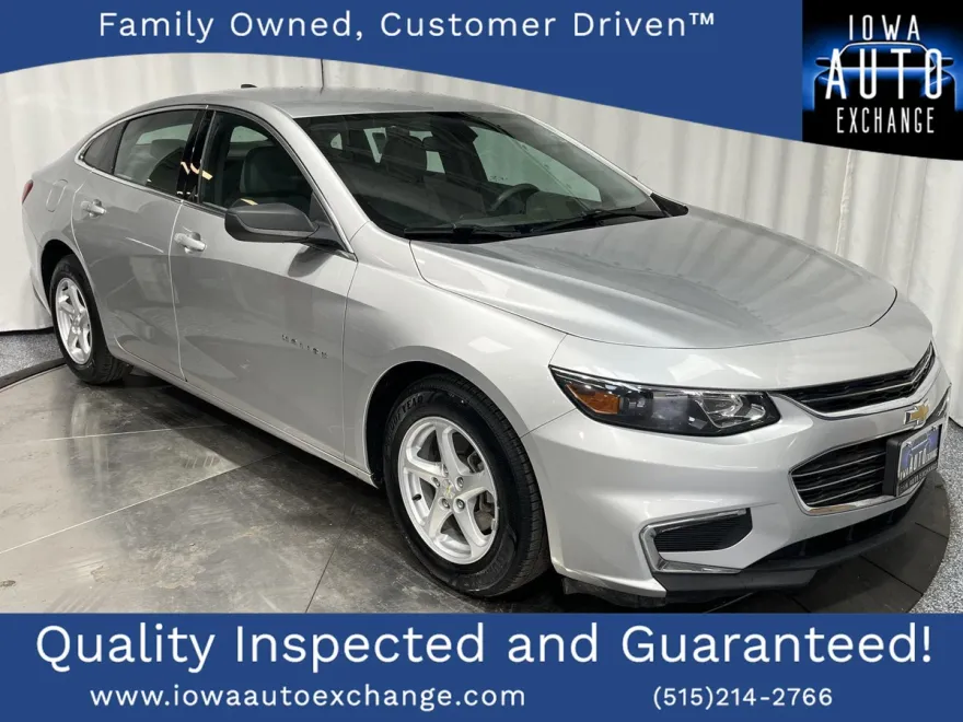 2018 Chevrolet Malibu LS photo 1