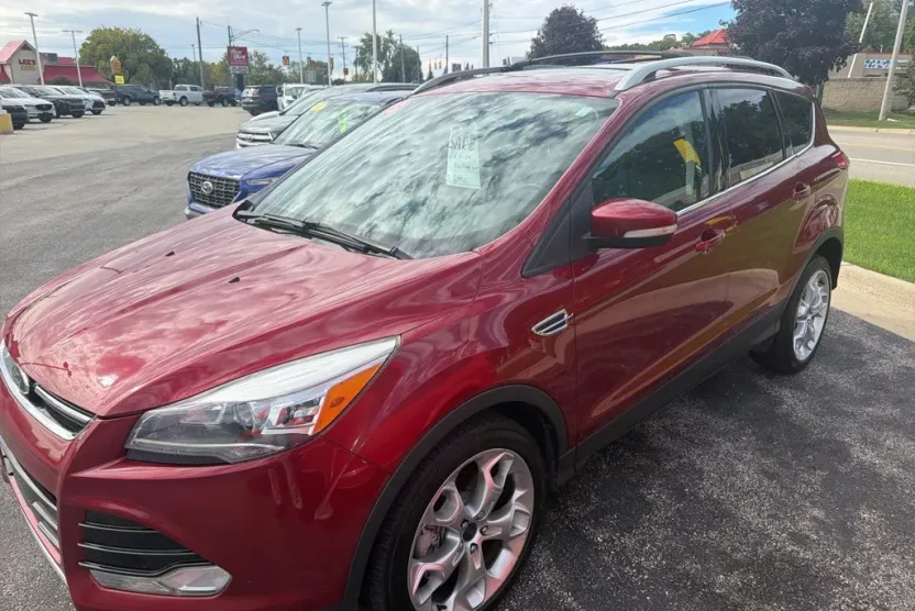 2013 Ford Escape Titanium photo 1