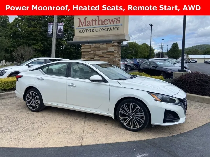 2024 Nissan Altima 2.5 SL photo 1