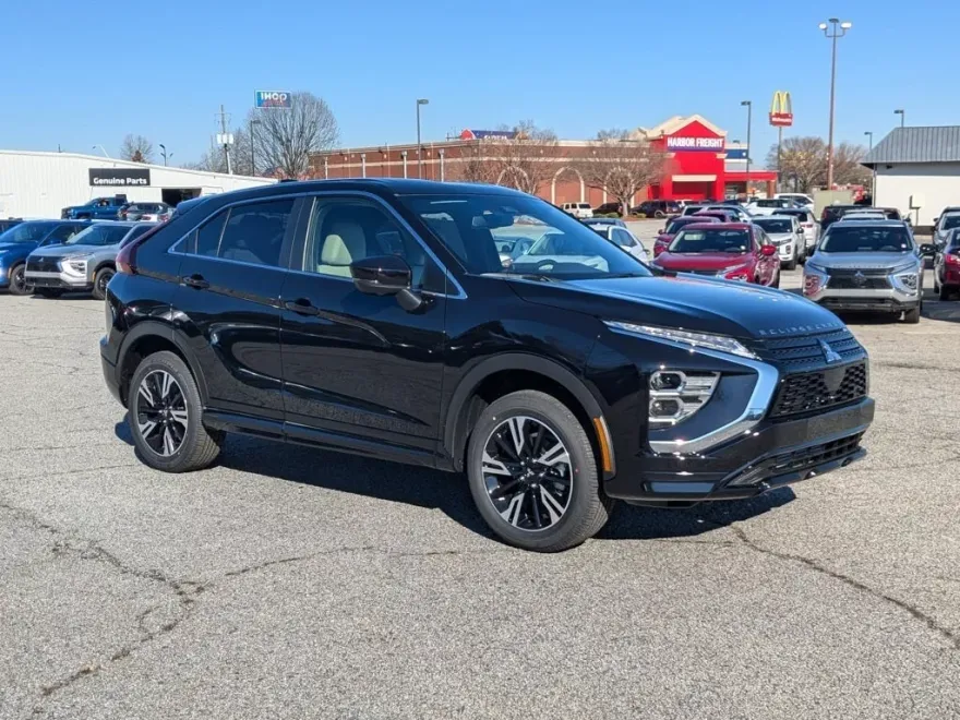 2025 Mitsubishi Eclipse Cross SEL photo 1