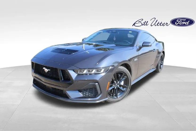 2024 Ford Mustang GT photo 1