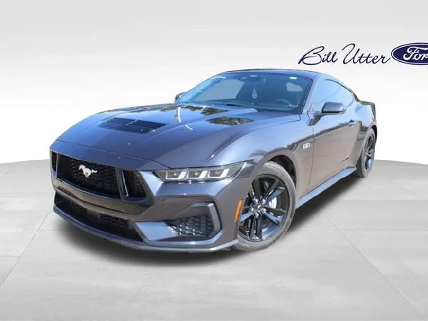 2024 Ford Mustang GT photo 1