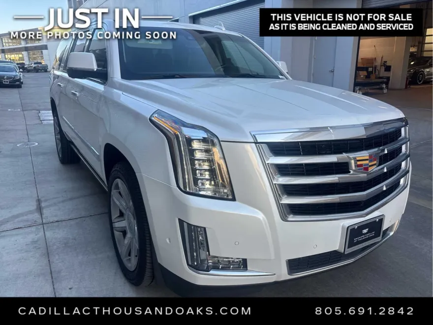 2018 Cadillac Escalade ESV Premium Luxury photo 1