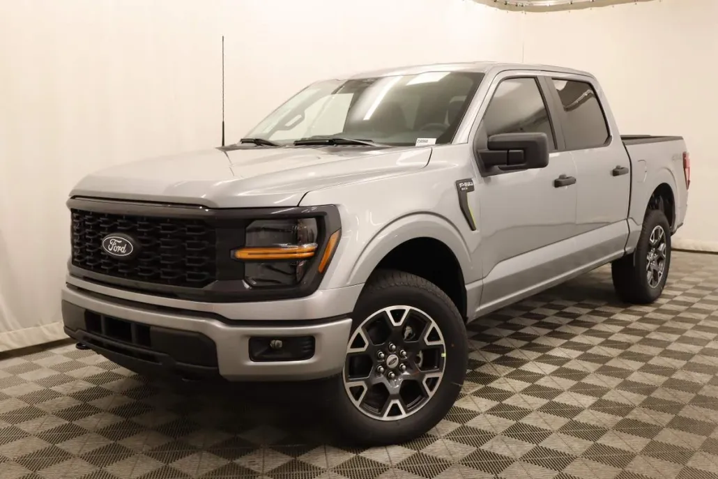 2025 Ford F-150 STX photo 1
