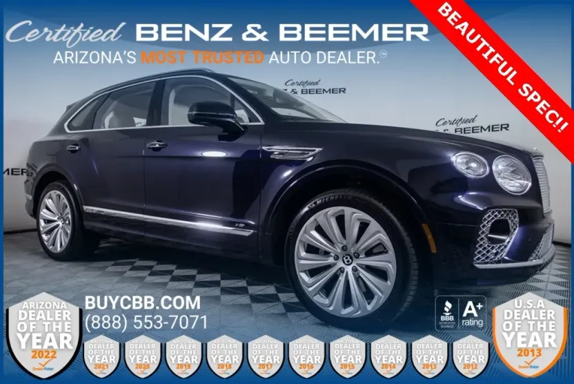 2021 Bentley Bentayga V8 photo 1