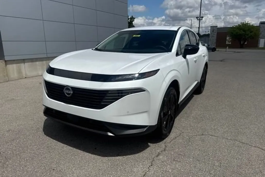 2025 Nissan Murano SV photo 1