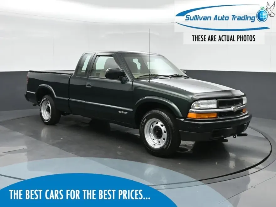 2001 Chevrolet S-10 Pickup photo 1