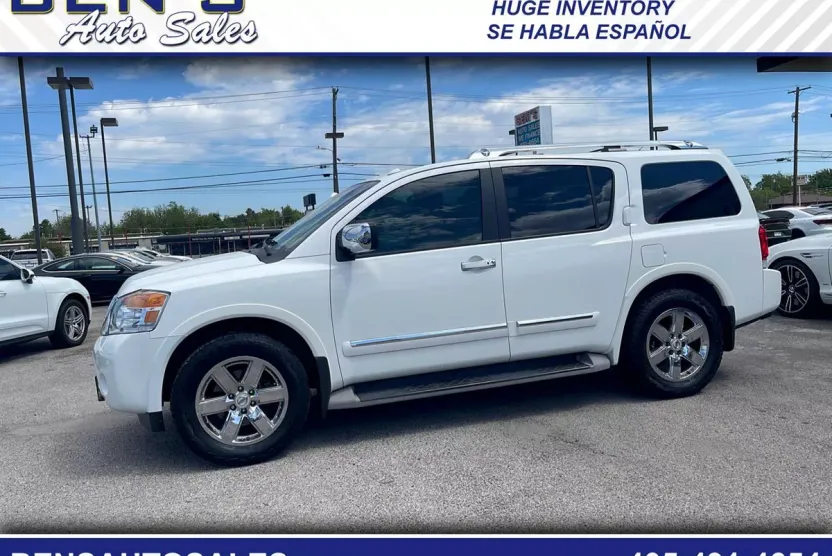 2011 Nissan Armada SL photo 1
