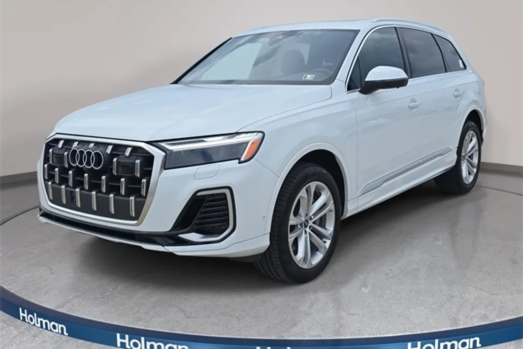 2025 Audi Q7 55 Premium Plus photo 1
